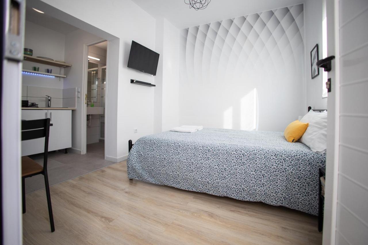 شقة Pórto Ráfti  في Cozy Studio, Near Airport & Sea المظهر الخارجي الصورة
